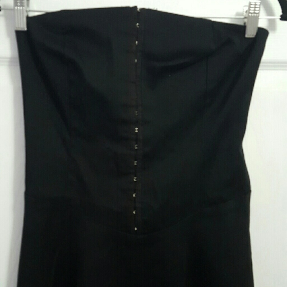 ⬇️Black dress - Picture 2 of 4